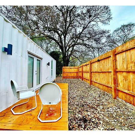 Nomehaus Shipping Container Studio Residential Neighborhood Athens Ngoại thất bức ảnh