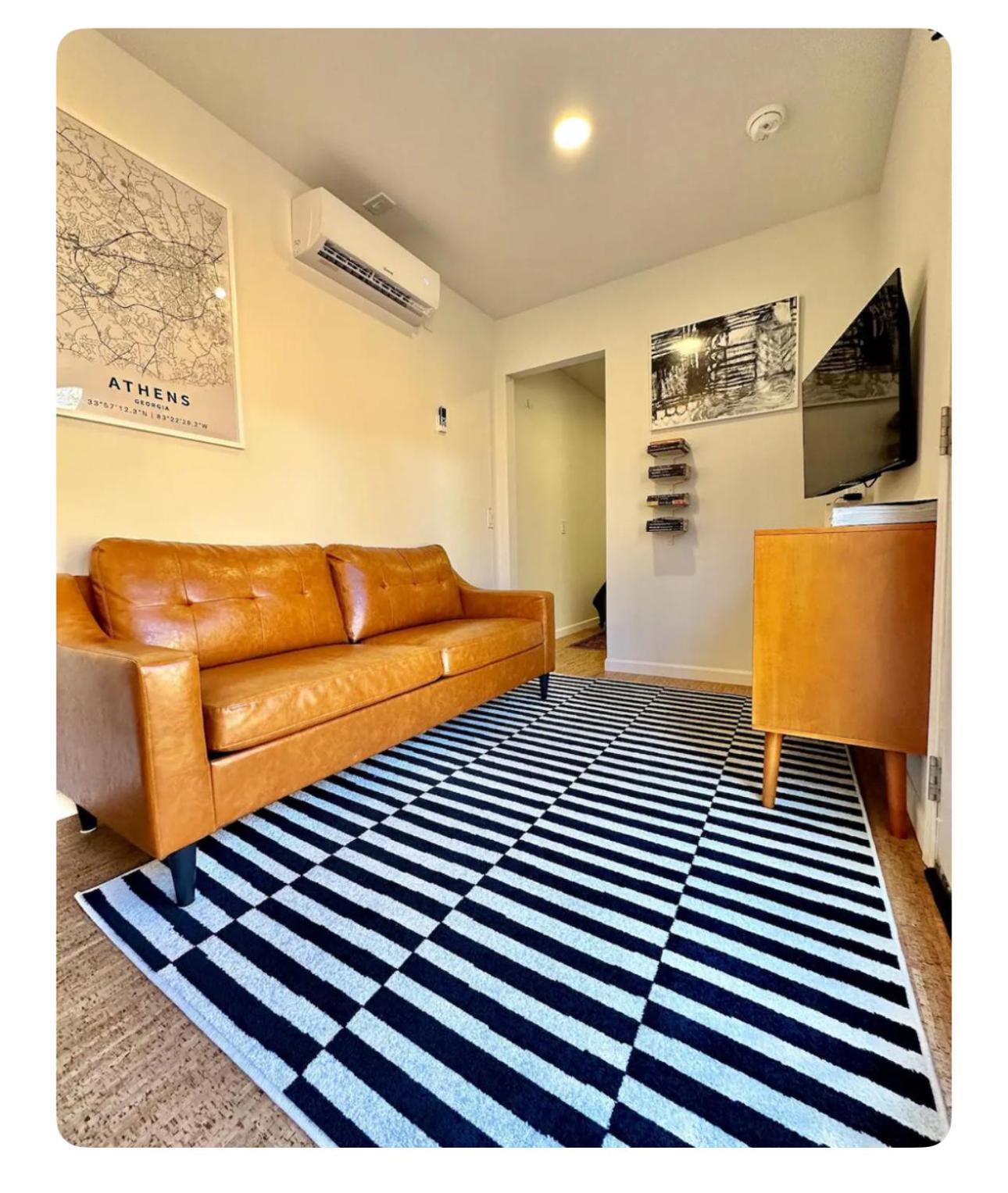 Nomehaus Shipping Container Studio Residential Neighborhood Athens Ngoại thất bức ảnh